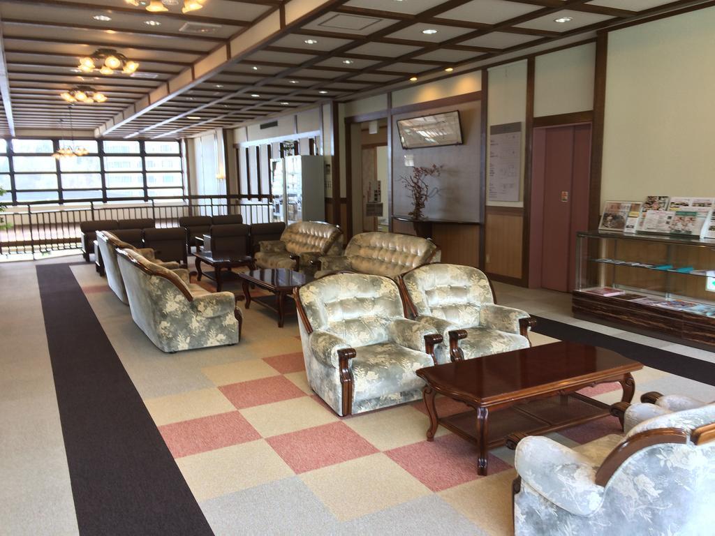 Ishiuchi Yung Parunas Minamiuonuma Exterior photo