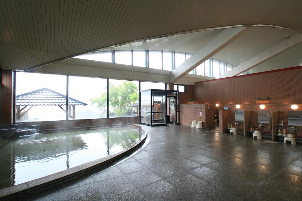 Ishiuchi Yung Parunas Minamiuonuma Exterior photo